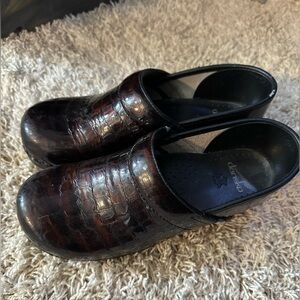 Dansko clog